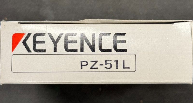 Фотоэлектрический датчик Keyence PZ-51L