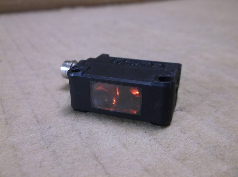 Фотоэлектрический датчик Keyence PZ-G101CP