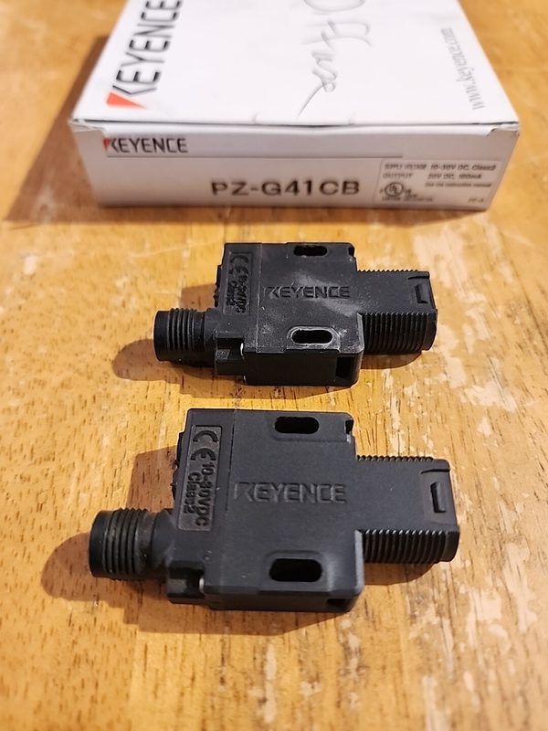 Фотоэлектрический датчик Keyence PZ-G41CB