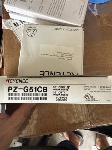 Фотоэлектрический датчик Keyence PZ-G51CB