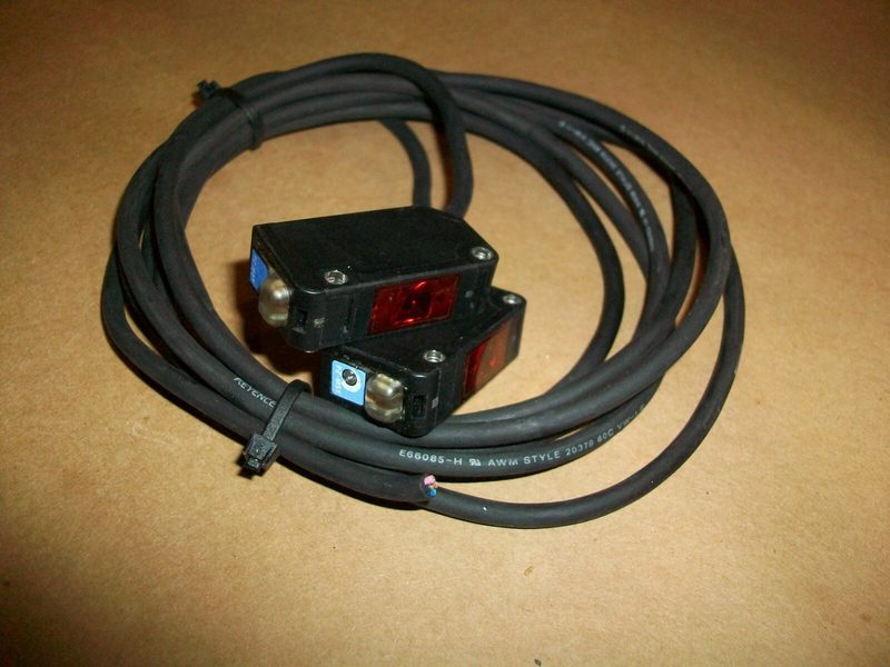 Фотоэлектрический датчик Keyence PZ-M51P