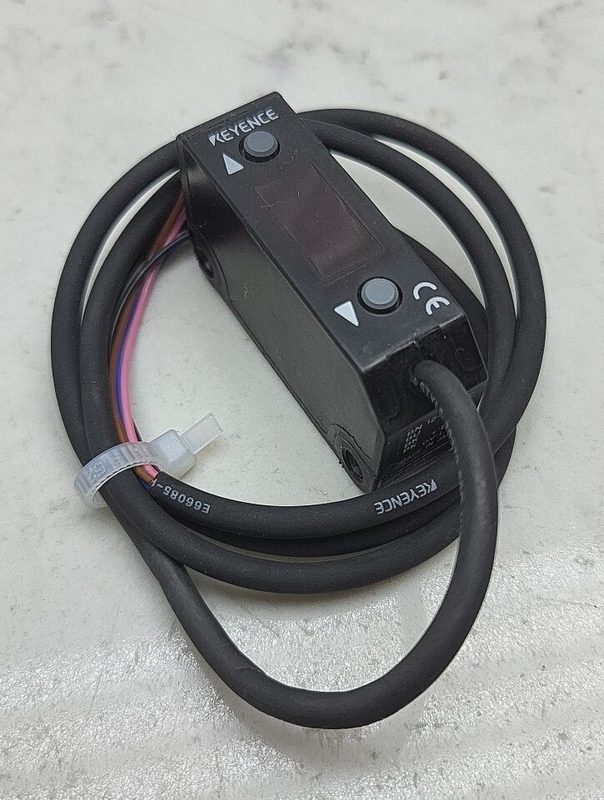 Фотоэлектрический датчик Keyence PZ-V71P