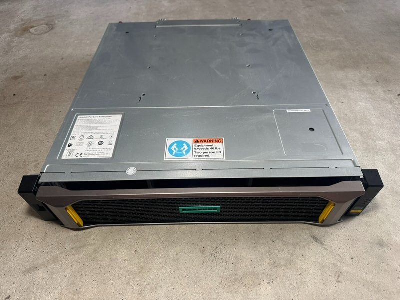 СХД HPE Q1J01A