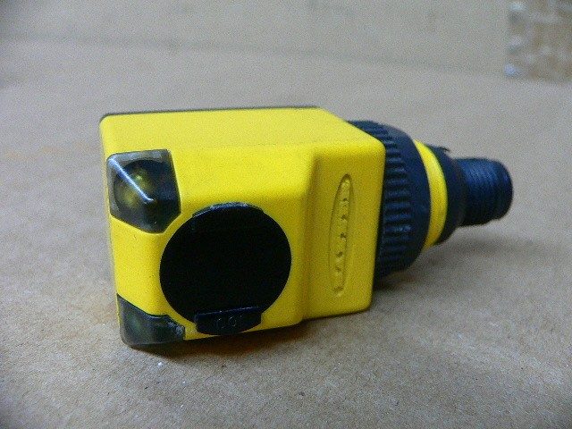 Фотоэлектрический датчик Banner Q25SP6FF100Q