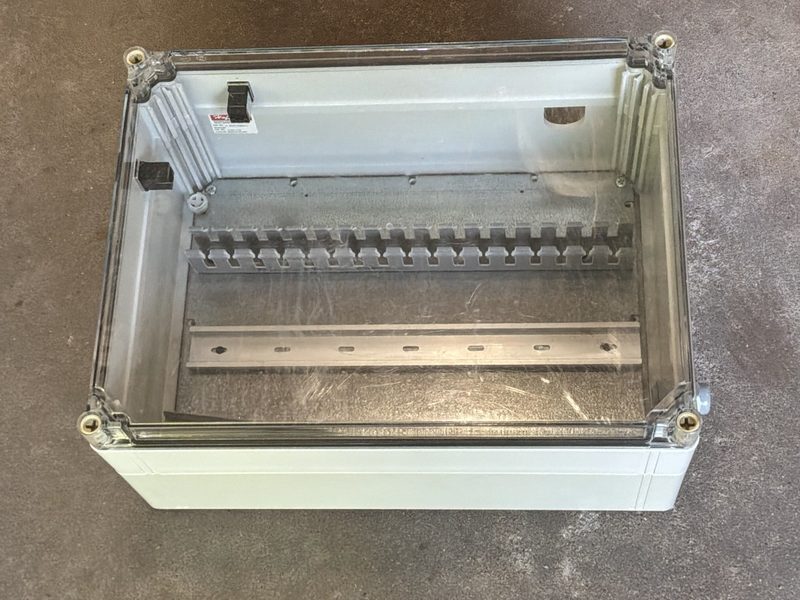 Монтажный шкаф Q403018ABICC