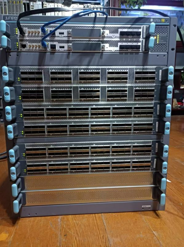 Трансивер Juniper QFX10008