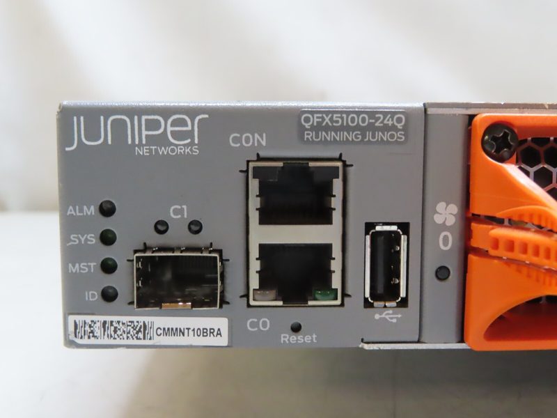Коммутатор Juniper QFX5100-24Q-AFC