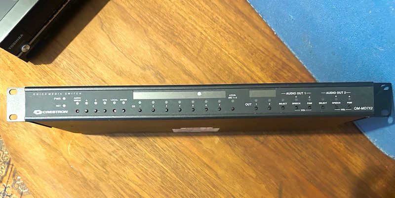 Матричный коммутатор Crestron QM-MD7X2