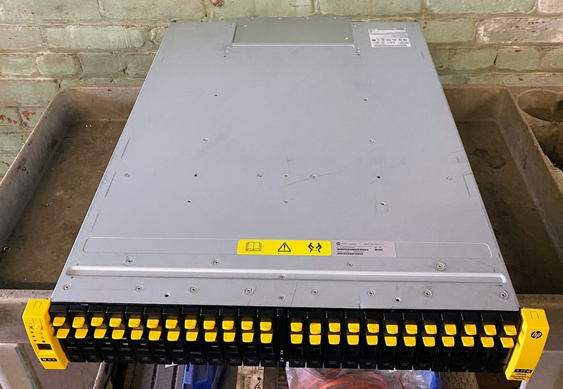 СХД HPE QR512-63001