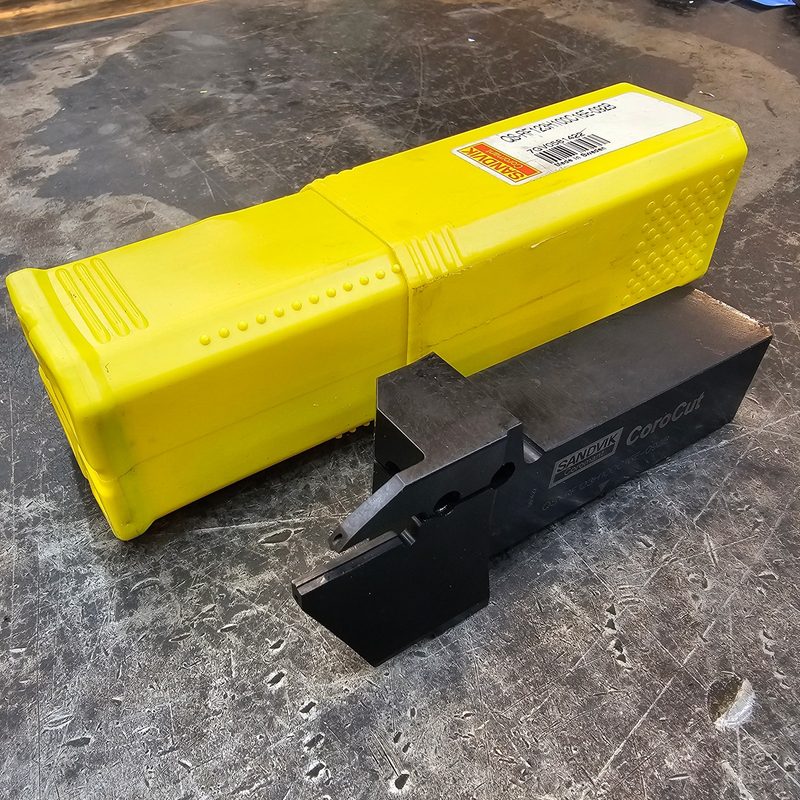 Режущий инструмент Sandvik QS-RF123H100C16E-092B