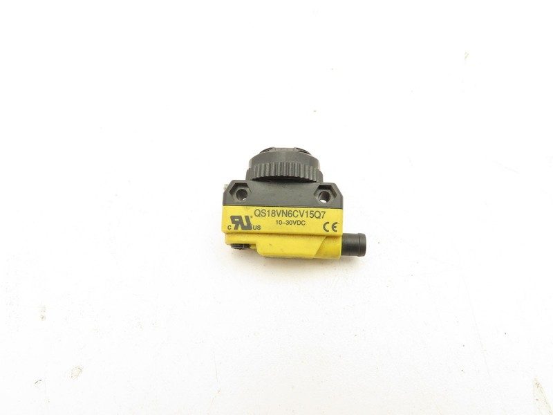 Фотоэлектрический датчик Banner QS18VN6CV15Q7
