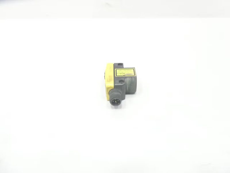 Фотоэлектрический датчик Banner QS30LDQ