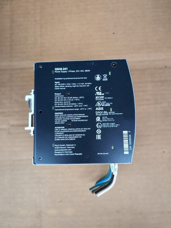 Блок питания QS40.241