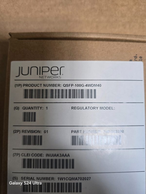 Трансивер Juniper QSFP-100G-4WDM40
