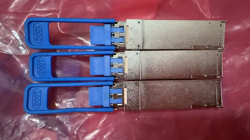 Трансивер Juniper QSFP-100G-LR4-2