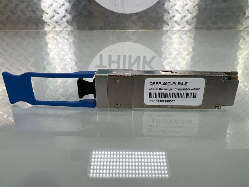 Трансивер Juniper QSFP-40G-PLR4-E