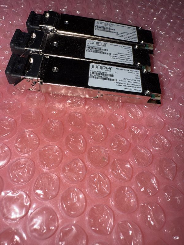 Трансивер Juniper QSFP-40GBASE-LR4