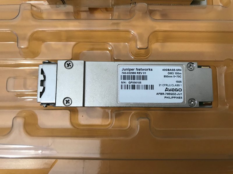 Трансивер Juniper QSFP-40GE-SR4
