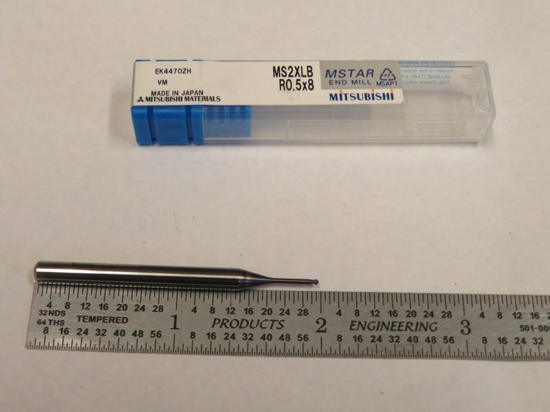 Режущий инструмент Mitsubishi R0.5MM
