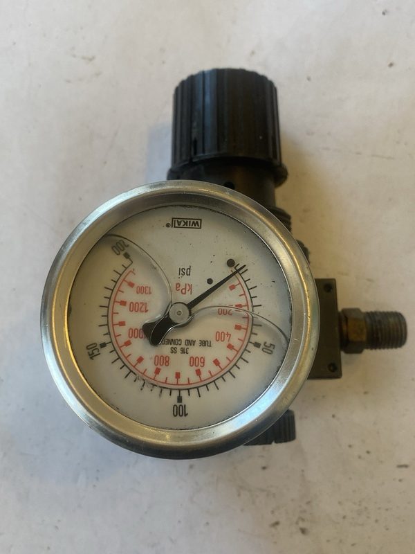 Регулятор давления Norgren R08-000-RNM0