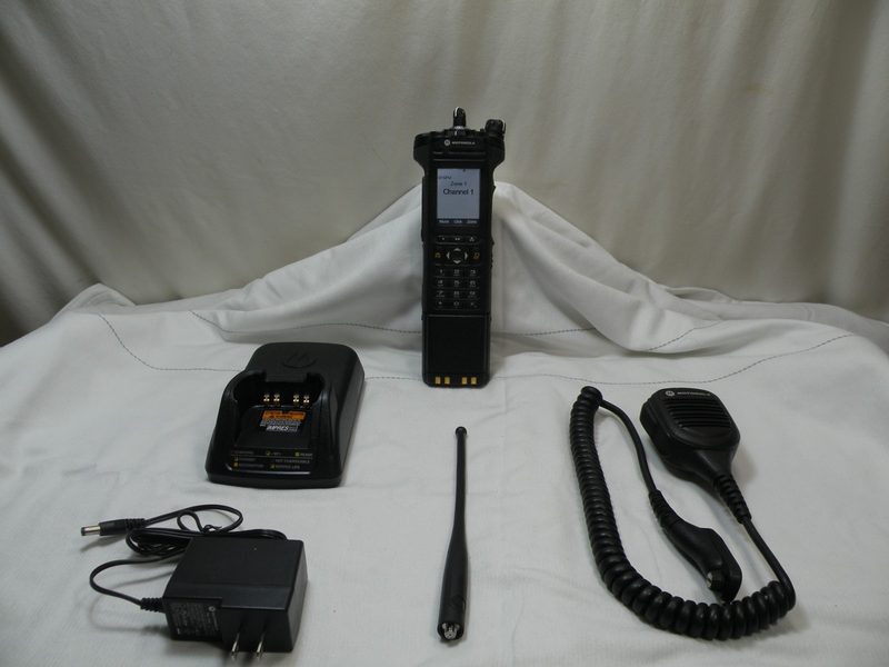 Радиостанция Motorola R1-7/800