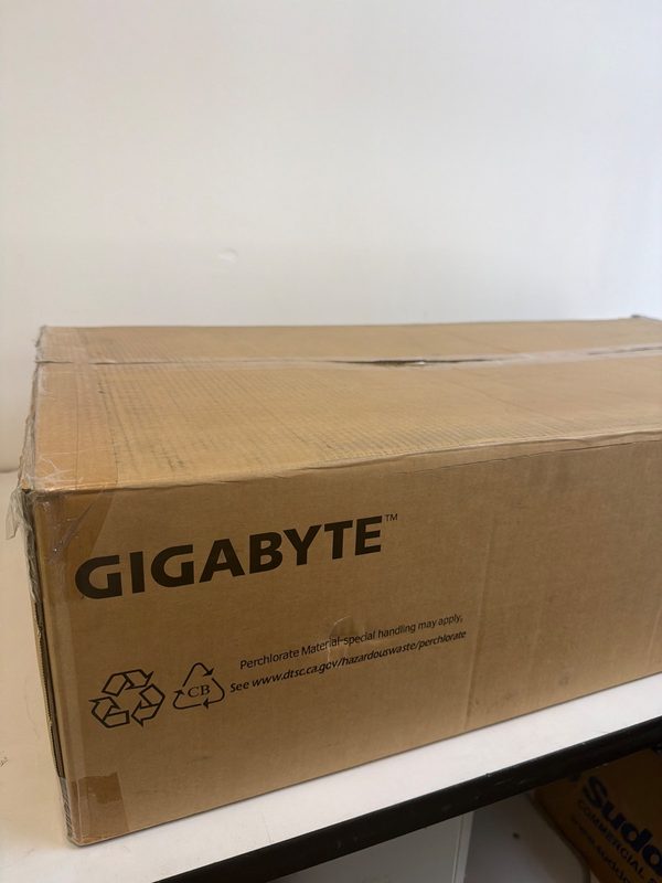 Сервер Gigabyte R143-EG2