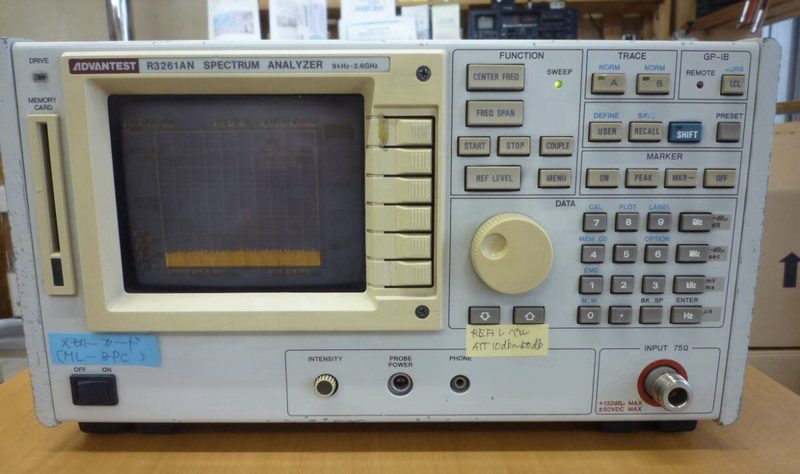 Анализатор спектра Advantest R3261AN