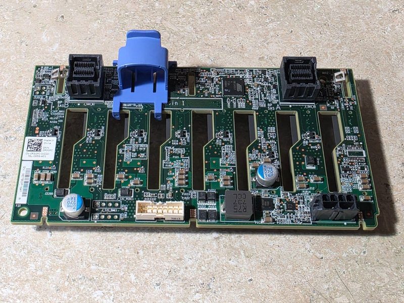 Бэкплейн Dell R3GPC