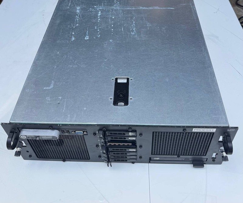 Сервер Dell R900