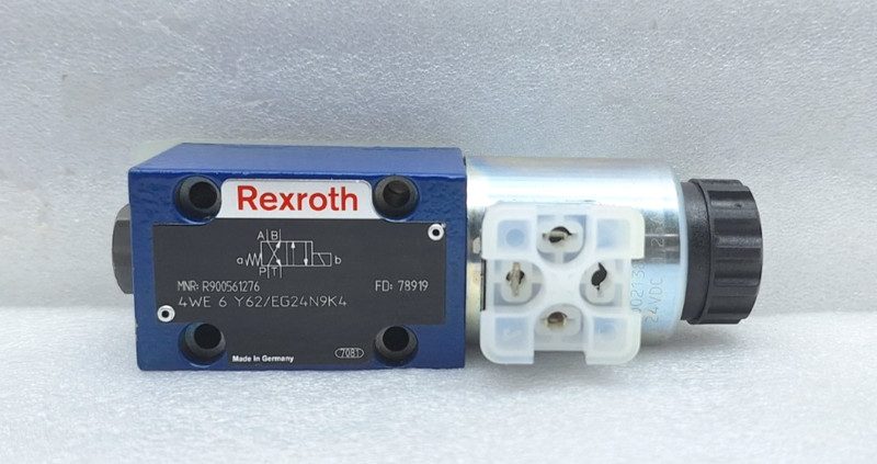 Пневмораспределитель Bosch Rexroth R900561276