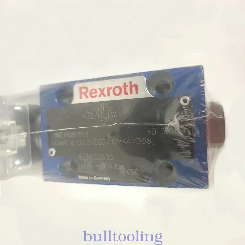 Пневмораспределитель Bosch Rexroth R900570133