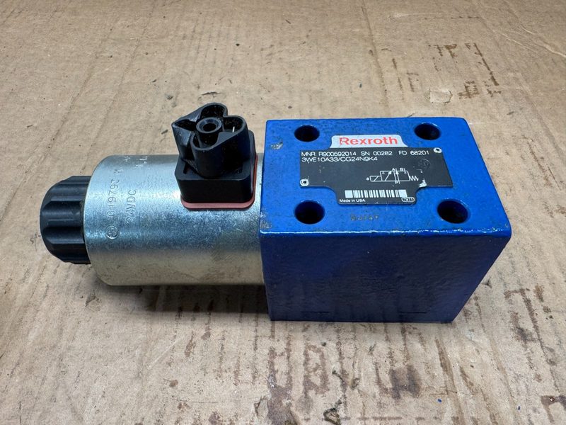 Пневмоклапан Bosch Rexroth R900592014