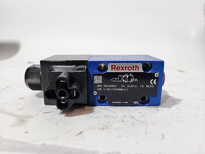 Пневмораспределитель Bosch Rexroth R900911653