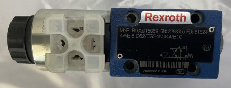 Пневмораспределитель Bosch Rexroth R900915069