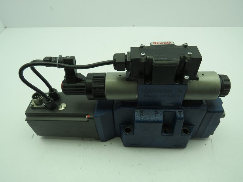 Пневмораспределитель Bosch Rexroth R900975264