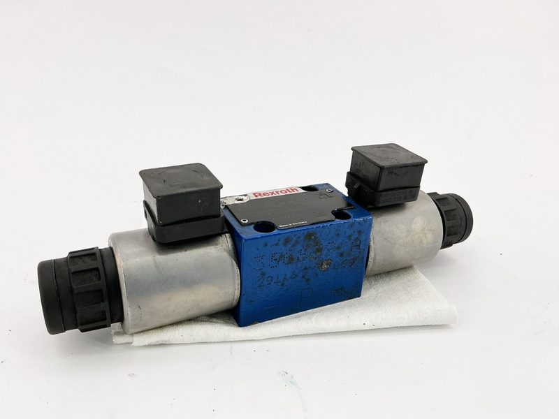 Пневмораспределитель Bosch Rexroth R901227875