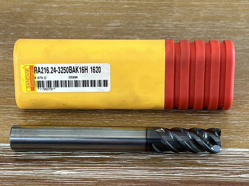 Режущий инструмент Sandvik RA216.24-3250BAK16H