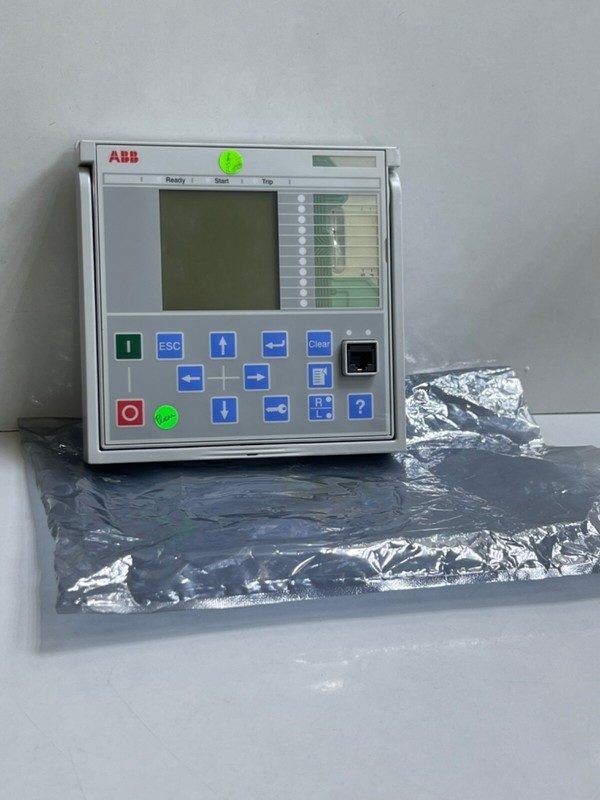 Реле защиты ABB REF615E-D