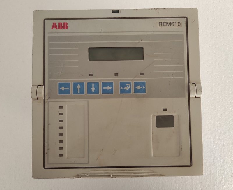 Реле защиты ABB REM610