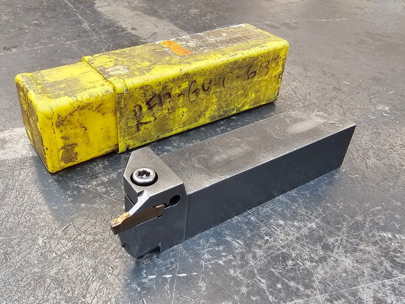 Режущий инструмент Sandvik RF123G040-16B