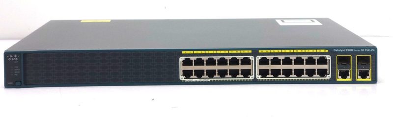 Коммутатор Cisco RJ-45/SFP