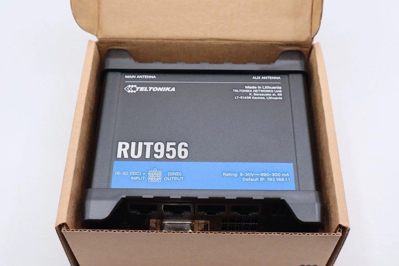 Маршрутизатор RUT956A00A00