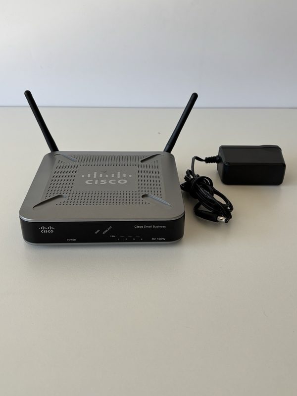 Маршрутизатор Cisco RV120W