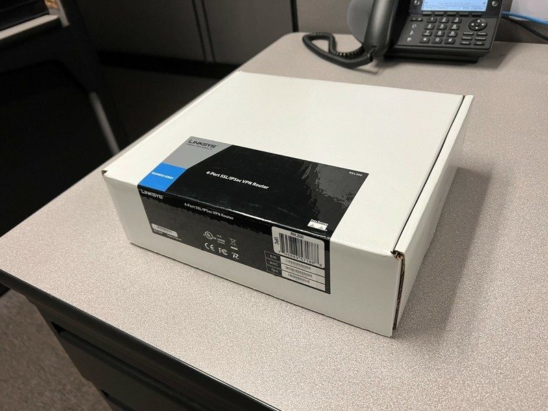 Маршрутизатор Cisco RVL200
