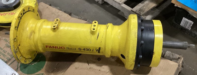 Робот FANUC S-430IW