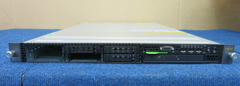 Сервер Fujitsu S26361-K1272-V101