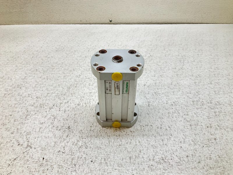 Пневмоцилиндр Numatics S4CL-03A3B-AAA4