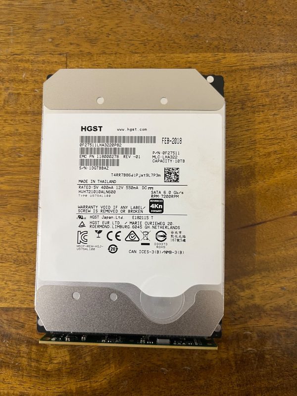 SSD-накопитель Intel SATA-6GBPS