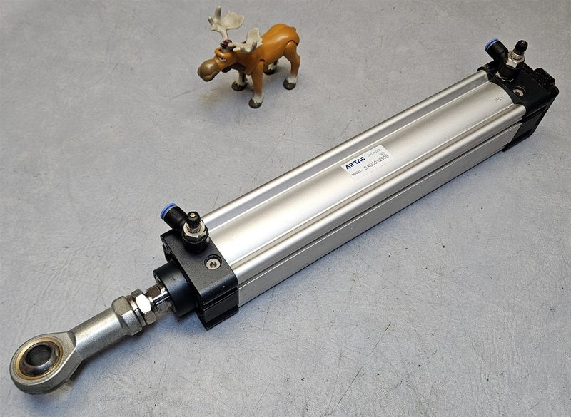 Пневмоцилиндр AirTAC SAU50X250S