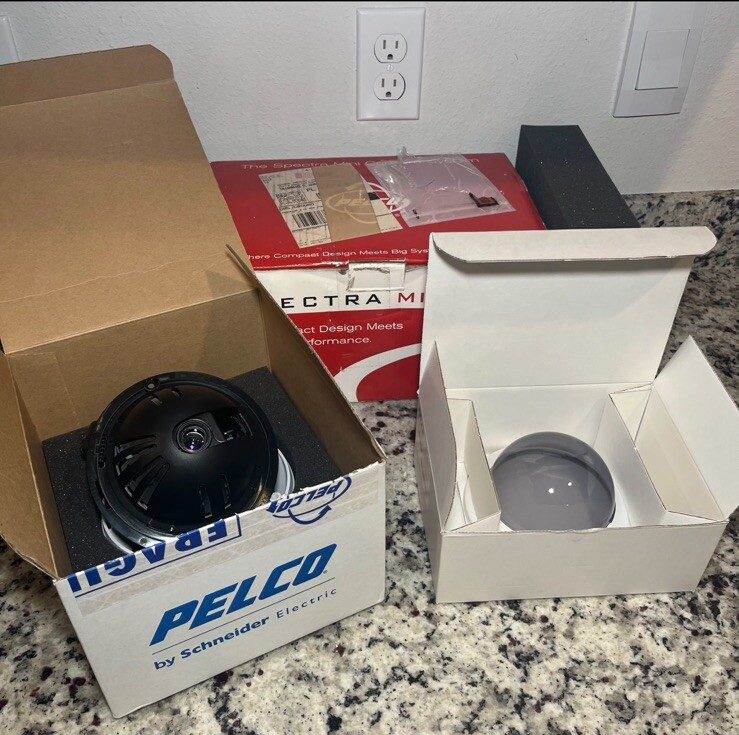 Камера Pelco SD4-W0